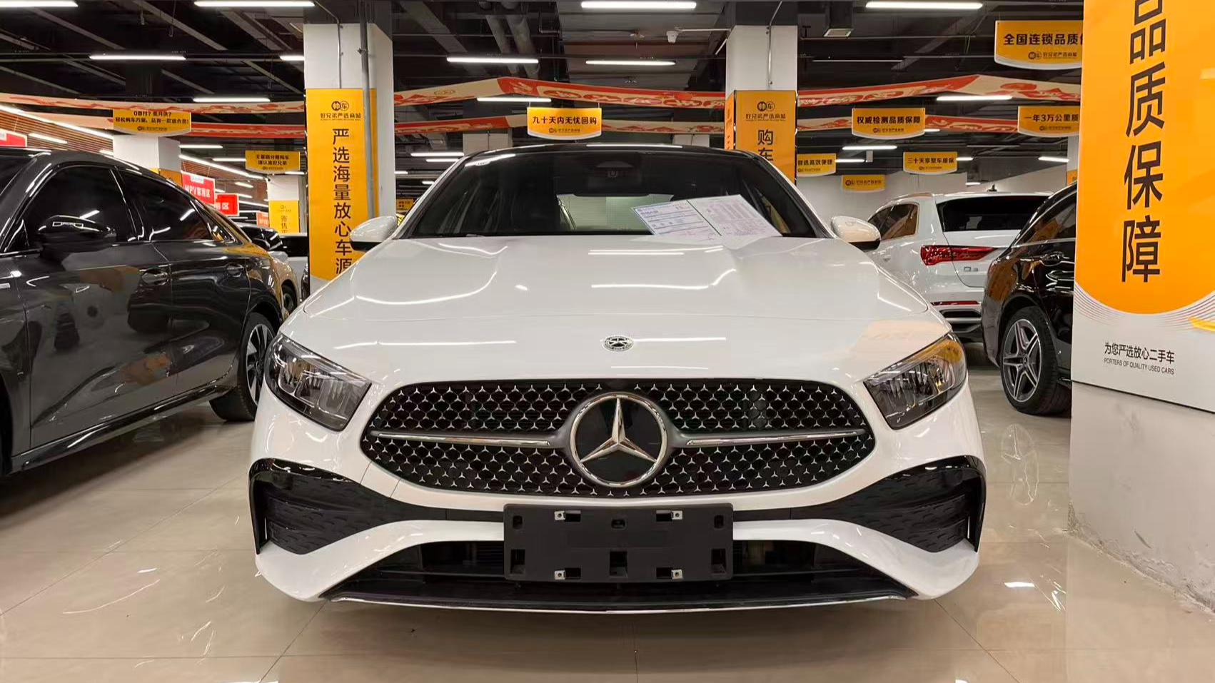 预算不够想要开奔驰,那么奔驰A级二手车值不值得买?