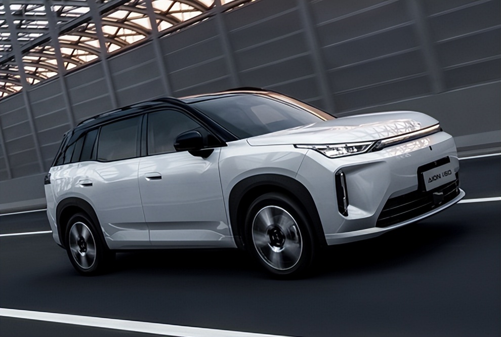 上市首月就险些夺得销冠的AION i60，为何会这么猛！