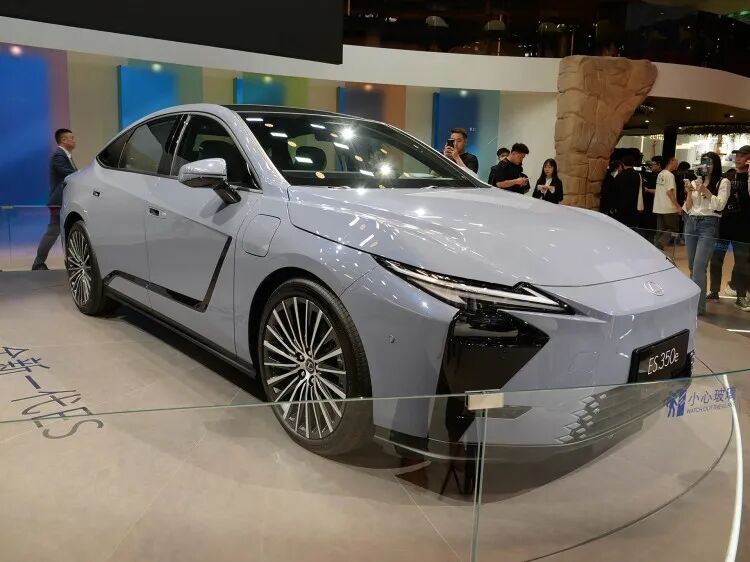 风格大变！全新雷克萨斯ES本月20日预售