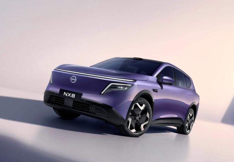 AI五件套+双动力+Momenta智驾，东风日产NX8预定爆款