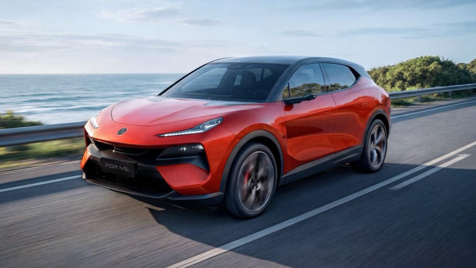 放弃V6，拥抱电机？全新莲花FORME“贴地飞行”把电动超跑卷麻了！